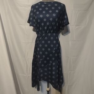 🍑 Mia Joy Elegant Navy Blue Patterned Dress Small